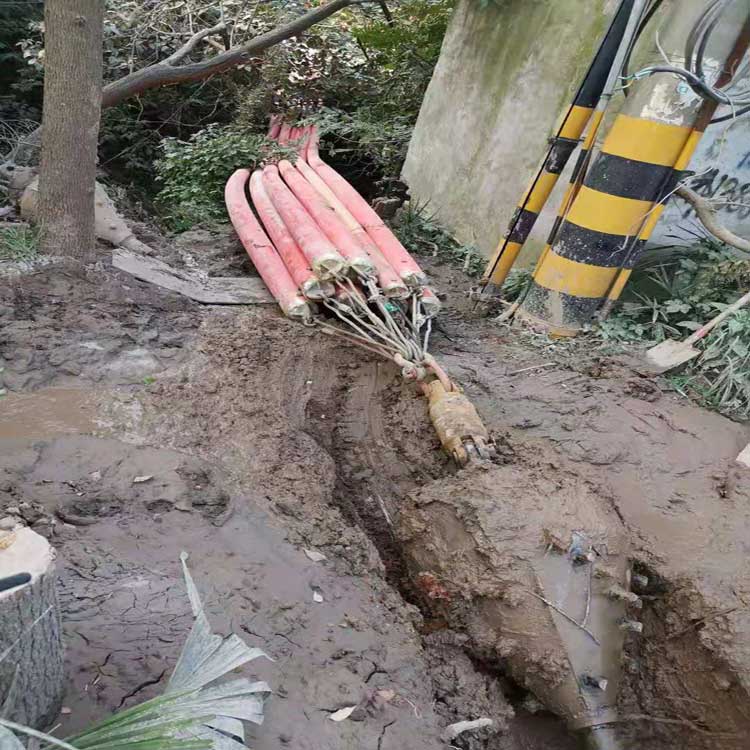 郧阳拖拉管